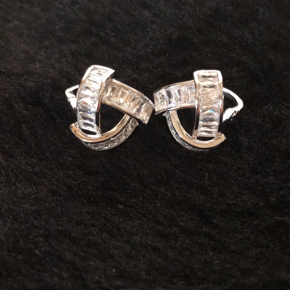 Bagette crystal earrings